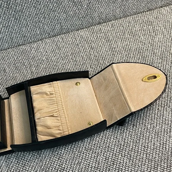 Black Pebbled  Travel Jewelry Case Mirror, Hard Outer Snap Case Gold Closure - Picture 9 of 16